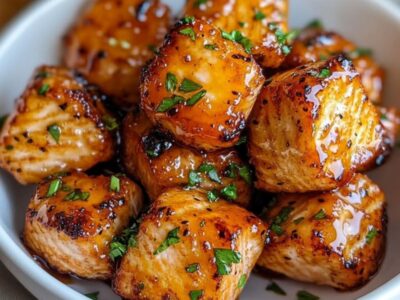 Délicieuses Bouchées de Saumon Air Fryer au Miel Chaud : Un Festin Croustillant en 20 Minutes!