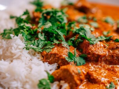 Poulet Crémeux Riz : Recette Facile et Savoureuse