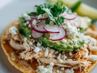 Tostadas Poulet Rôti : Recette Facile et Savoureuse