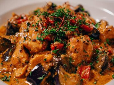 Ragoût Poulet Aubergines : Recette Savoureuse et Facile à Préparer