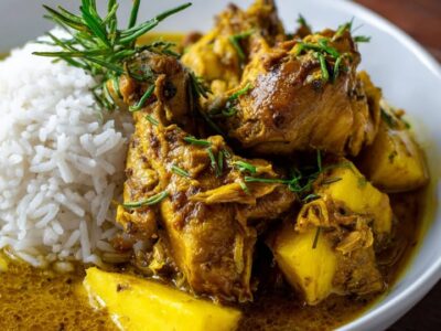 Curry Poulet Jamaïcain : Recette Savoureuse et Facile à Préparer
