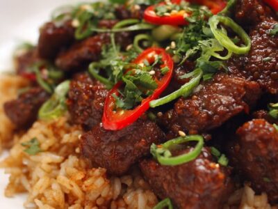 Bœuf Épicé Croquant : Recette Savoureuse et Facile à Préparer