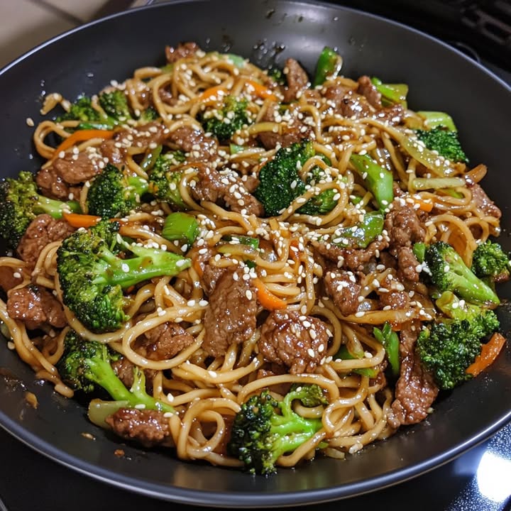 Boeuf Brocoli Lo Mein