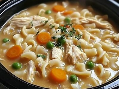 Poulet Nouilles Crémeuses : Recette Facile et Savoureuse