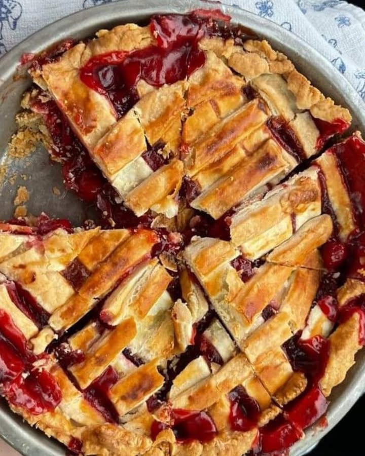 Tarte Cerise Maison Authentique : Recette Facile et Savoureuse 2 Tarte Cerise Maison