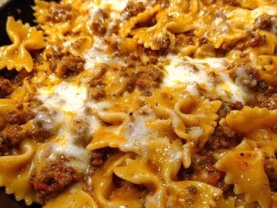 Pâtes Bows Fromagées Faciles et Savoureuses