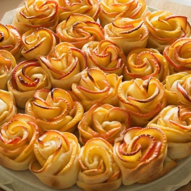 Roses Pomme Feuilletées Faciles : Recette Authentique 2 Roses Pomme Feuilletées