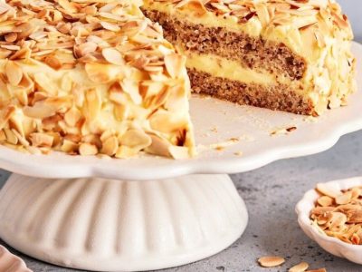 Découvrez la Recette du Gâteau Amandes Suédois Facile et Délicieux